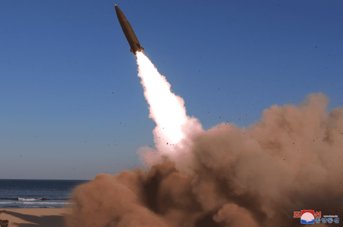 N Korea launches satellite despite international warnings