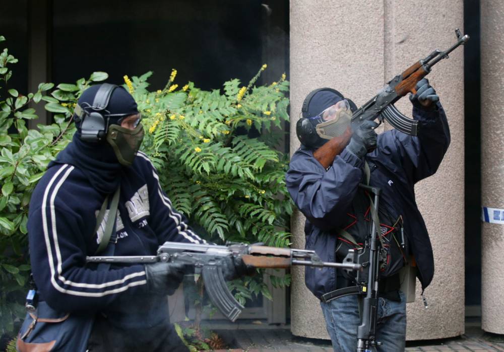 Top Intelligence Official: America Vulnerable To Paris-Style Terrorist Attacks Featured