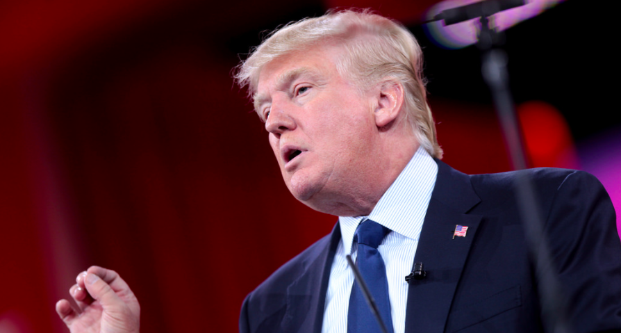 Trump Expected To Sign Executive Order For Temporary Ban On Refugees From Active Terror Nations Featured