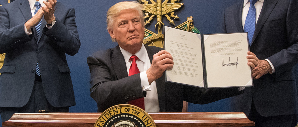New Rasmussen Poll: Most Approve Of Trump’s Temp. Halt On Refugees From Terror Havens Featured