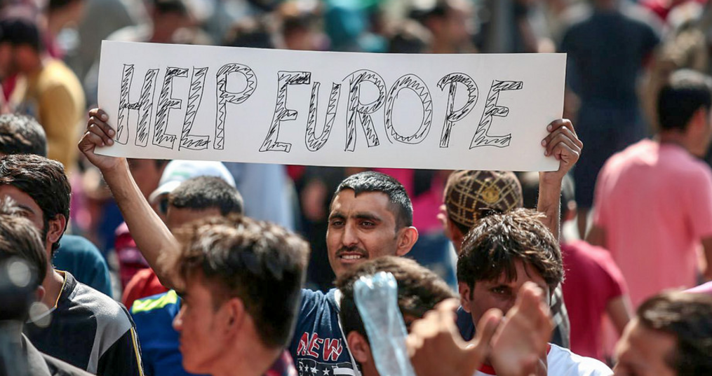 Germans Buying Illegal Guns & Grenades To Defend Against Violent Migrants Featured