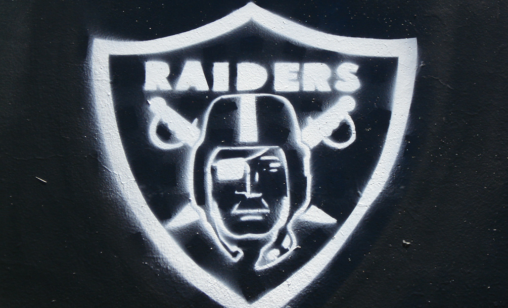 It’s Official: The Raiders Are Moving To Las Vegas Featured