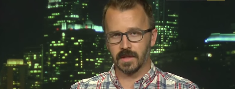 Professor Wanted To “Vomit” When Passenger Gave 1st Class Seat To Soldier Featured