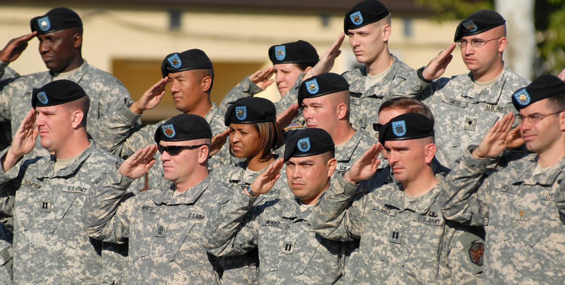 Oklahoma Governor Signs Bill Allowing Veterans To Carry Handguns Featured