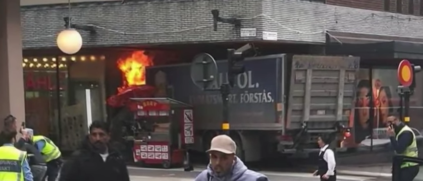 Top Swedish Newspaper Editorialist: “Ban Cars To Stop Terror” Featured