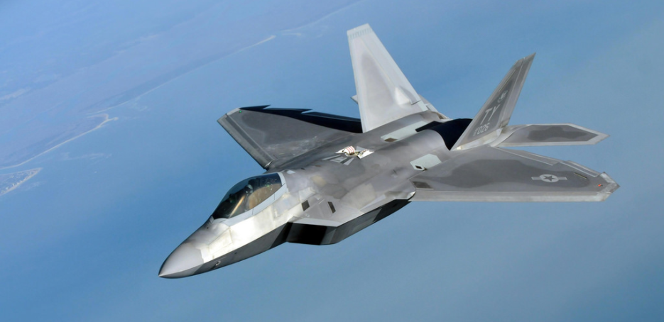 U.S. F-22s Intercept Russian Bombers Near Alaskan Border Featured