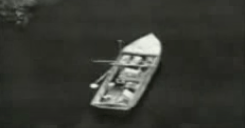Watch An Apache Helicopter Take Out A Boat Full Of Terrorists Featured