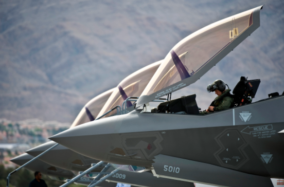 Officials give the go-ahead to resume F-35 flights after pilots experience ‘hypoxia’ Featured