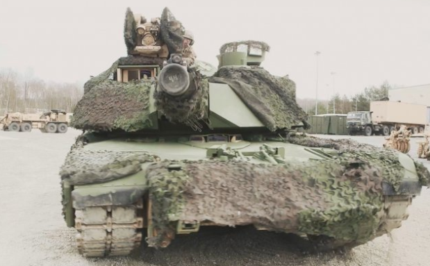 Tanks in Europe go from tan to green after years of desert warfare Featured