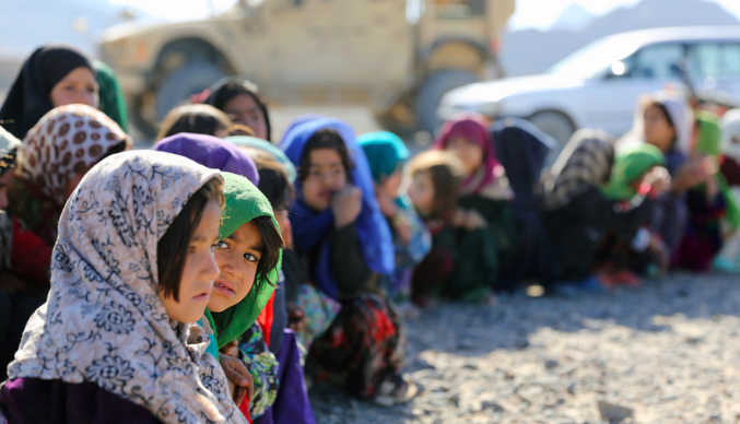 Homeland Security report: Number of refugees coming into US decreased by nearly half Featured
