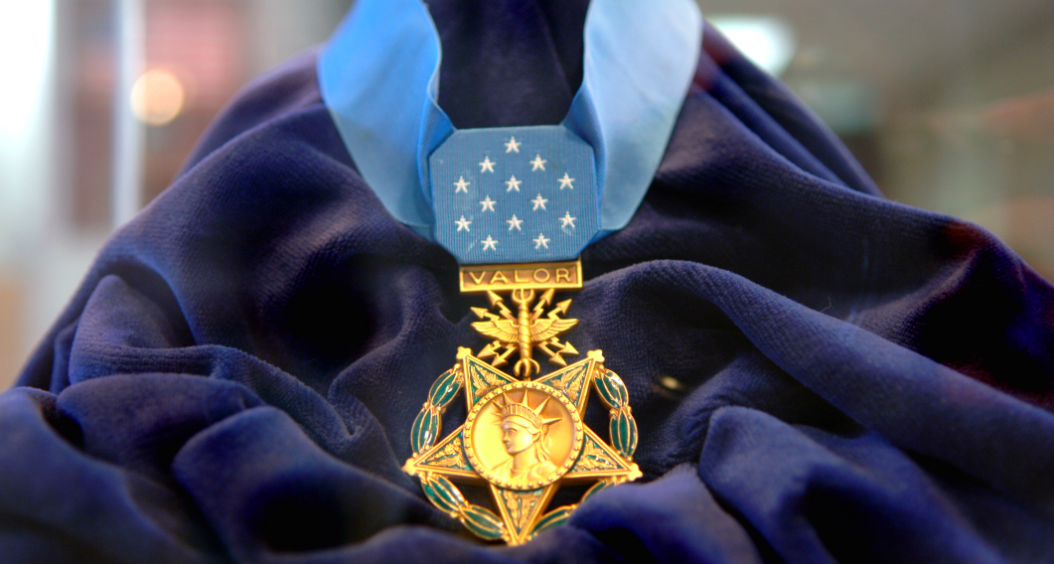 Capt. Larry Taylor, Medal of Honor recipient and Signal Mountain resident, dies at 81