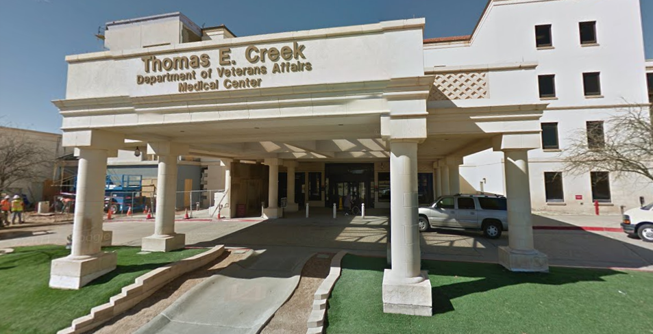 Veteran commits suicide outside Texas VA hospital Featured