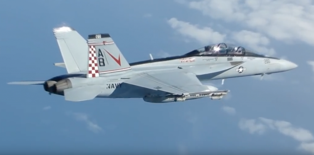 Spectacular cockpit footage of F/A-18 Hornets and Super Hornets (VIDEO)