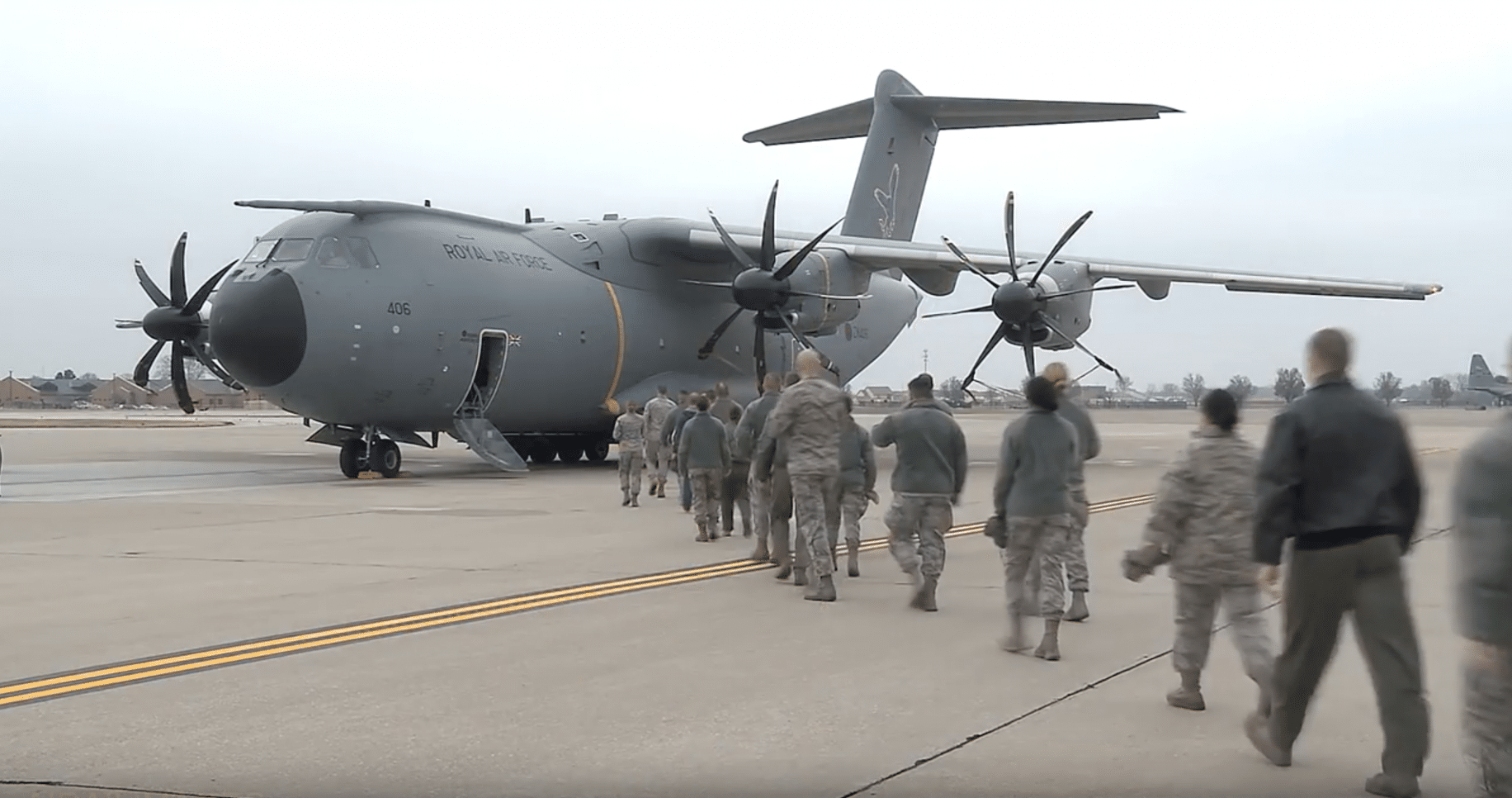 us-military-cargo-plane-va-army