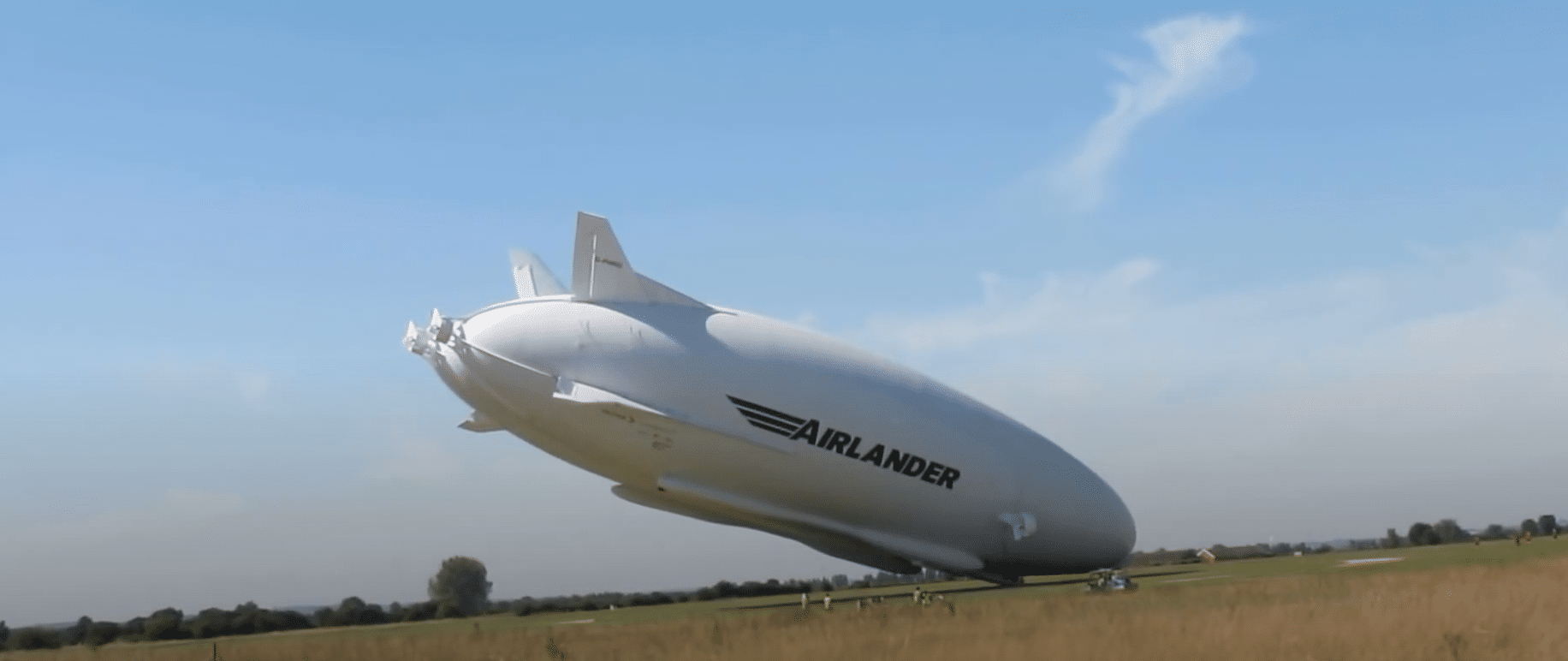 Watch the world's largest military aircraft crash land during 2nd test ...