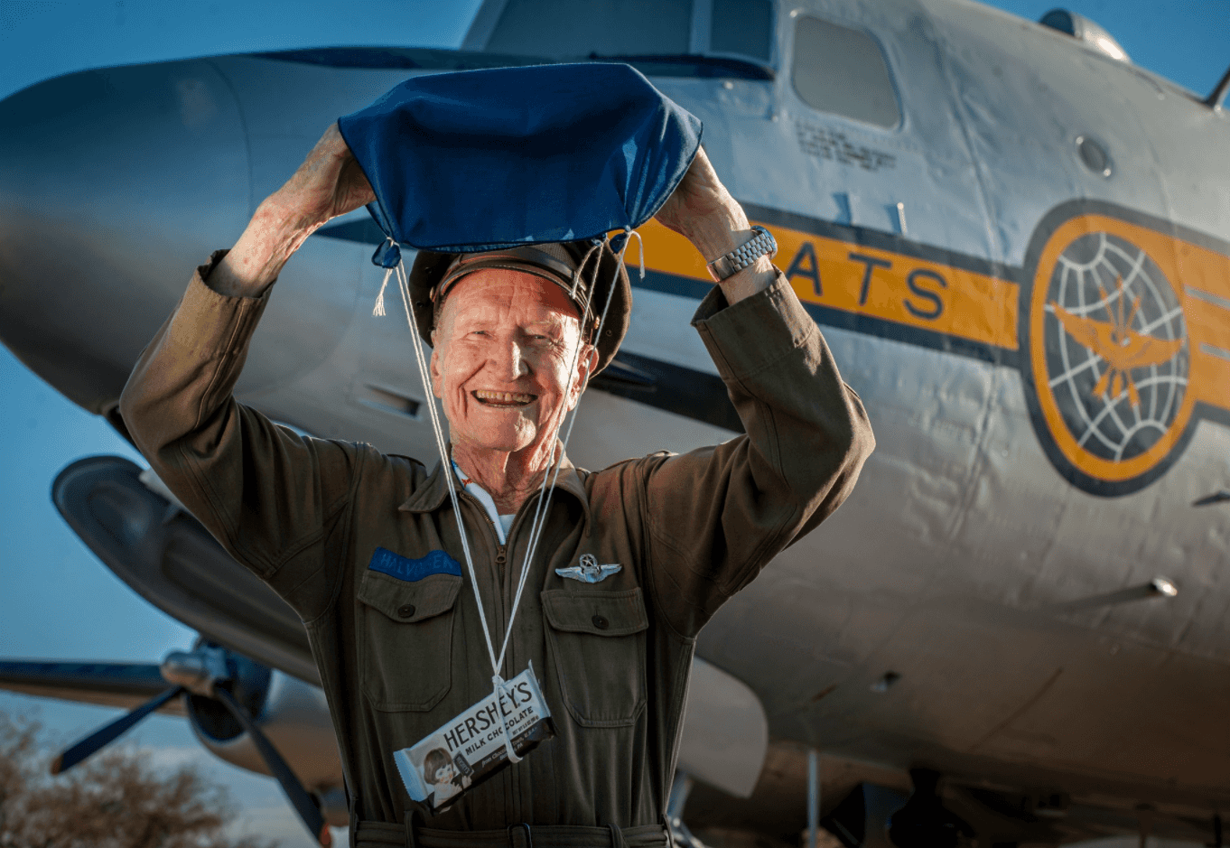 Famed Air Force pilot known as ‘The Candy Bomber’ dies at 101