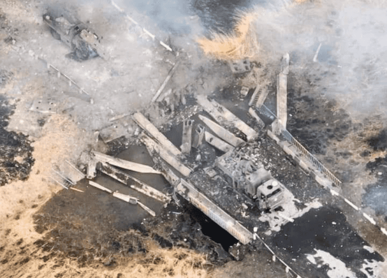 Deadly Russian Strikes Hit Ukraine As Zelenskyy, European Leaders Prepare For Talks With Trump