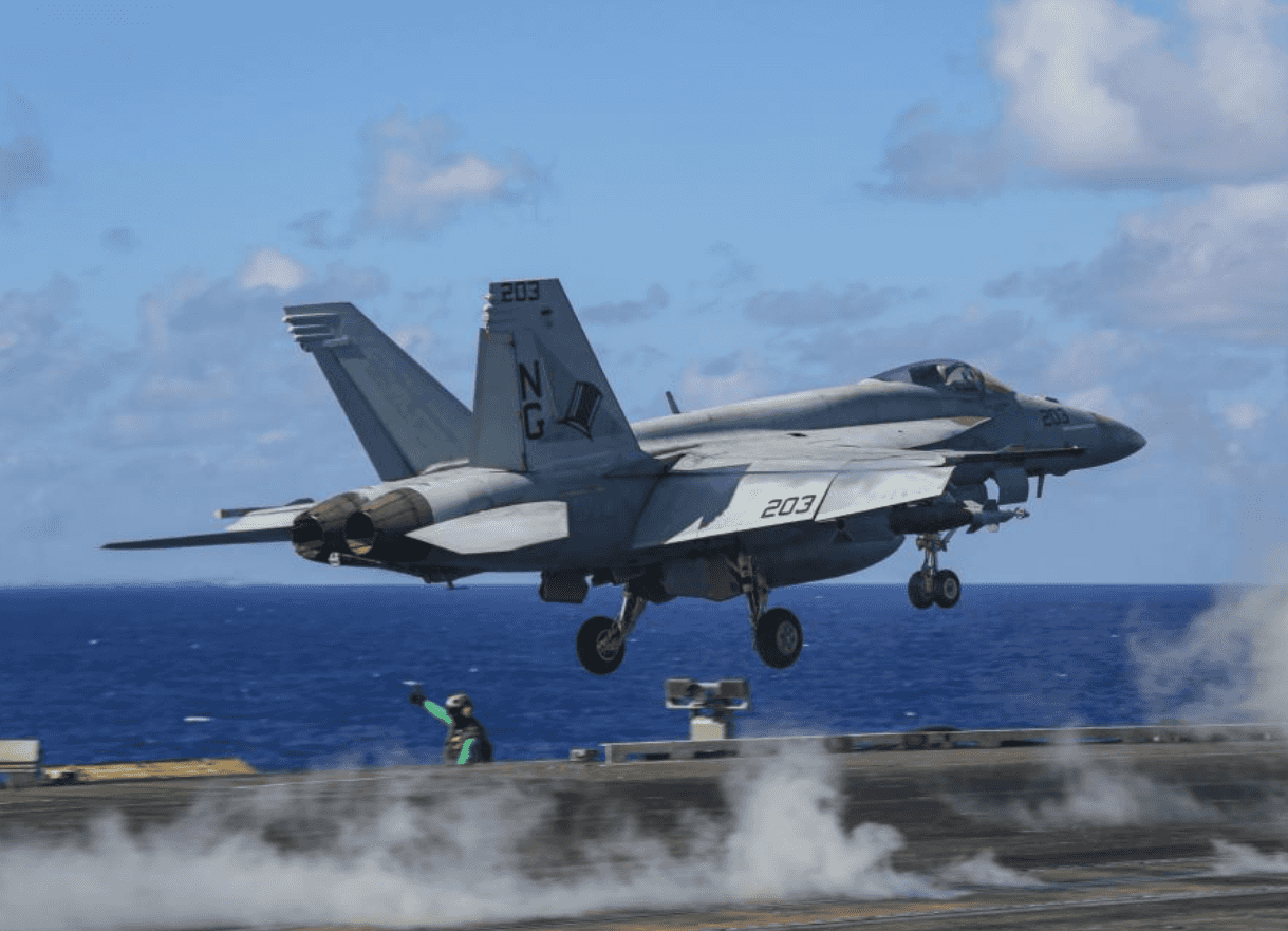 Boeing Navy F/A18 new fighter jet production ending in 2025