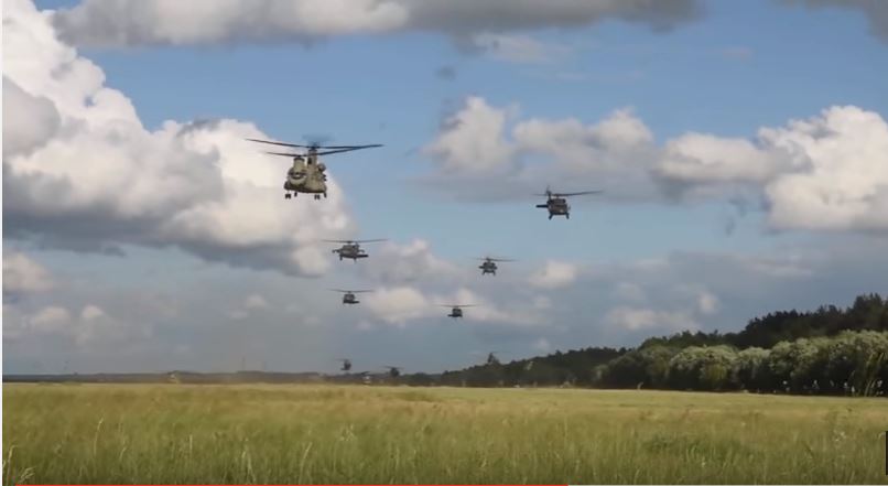 Video Of U.S. Sky Soldiers Conducting Air Assault Raid By Helicopter As Part Of Exercise Anakonda 2016 Featured