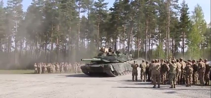 Watch U.S. Soldiers Compete In The Strong Europe Tank Challenge Featured