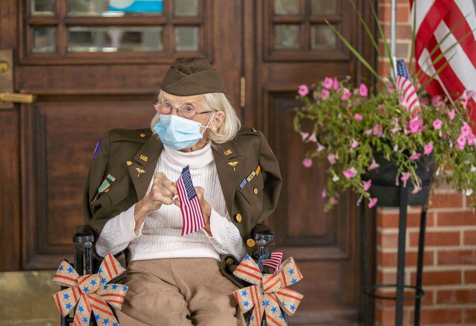 Pics 98 Year Old Michigan Veteran Honored For Her Service As A Nurse In World War Ii American 7085