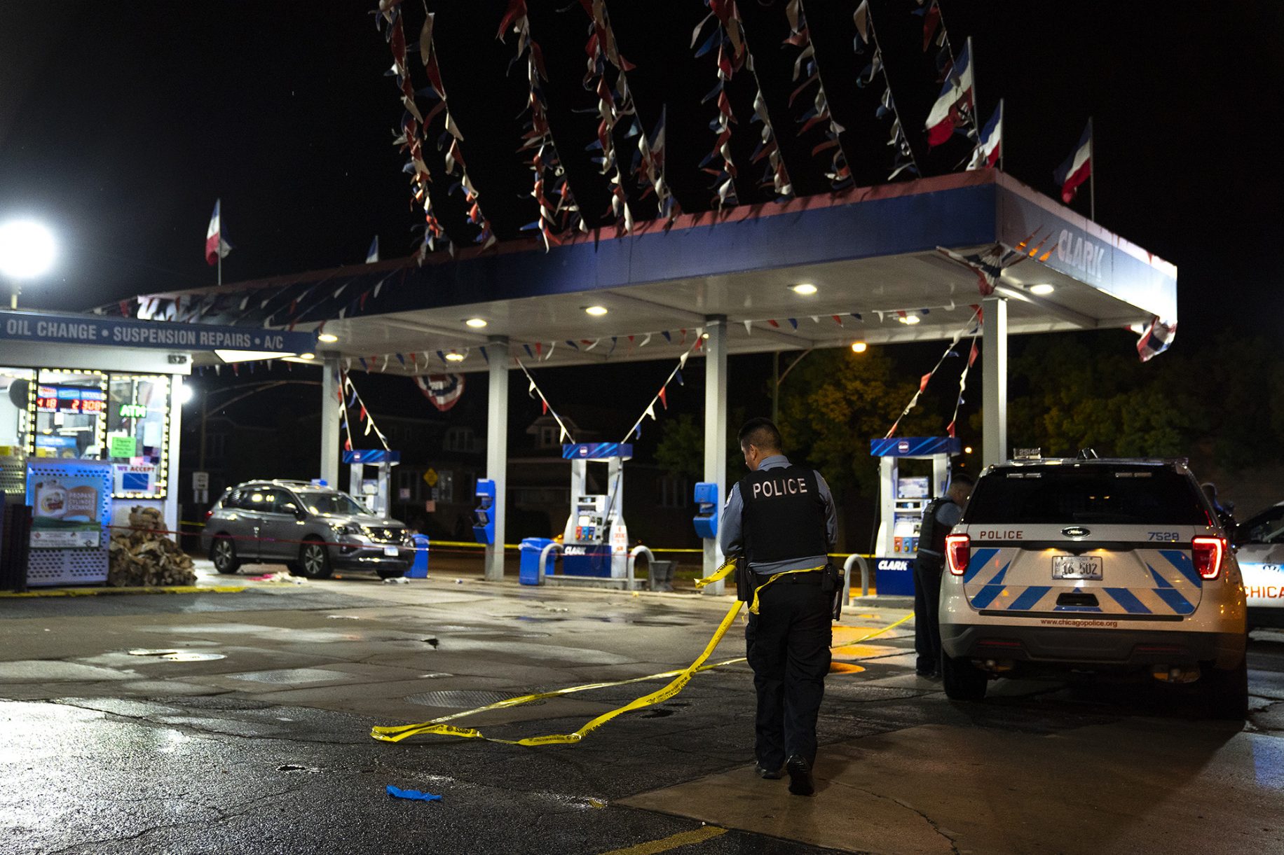 At least 42 people shot in Chicago over Memorial Day weekend