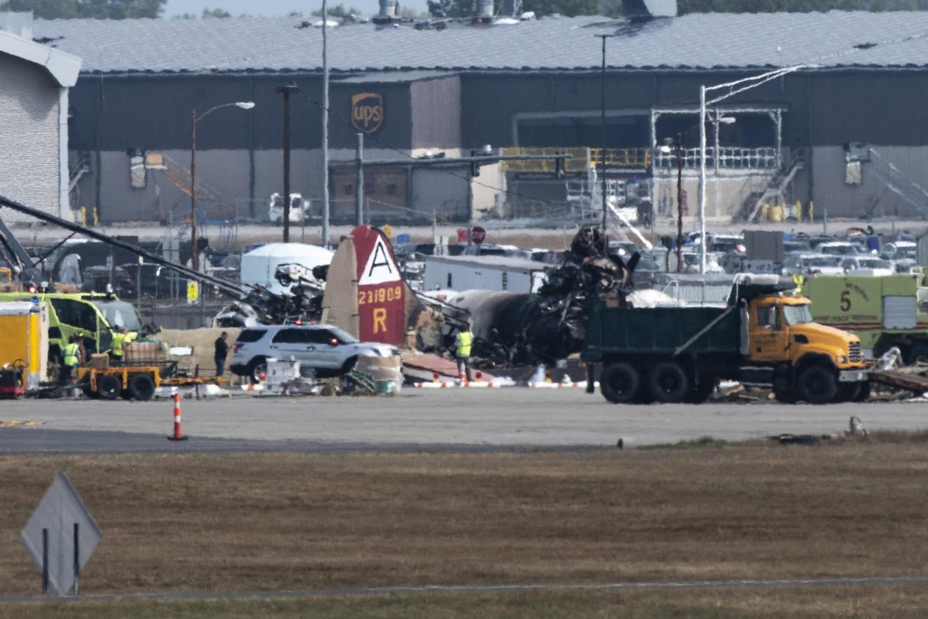 NTSB Releases Preliminary Report On Cause Of Fatal B-17 Plane Crash At ...