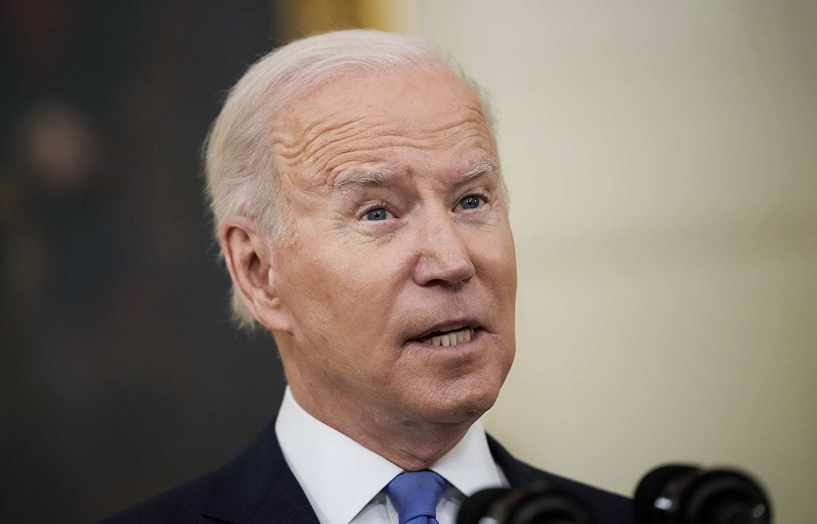 Biden says omicron will mean many more ‘breakthrough’ infections