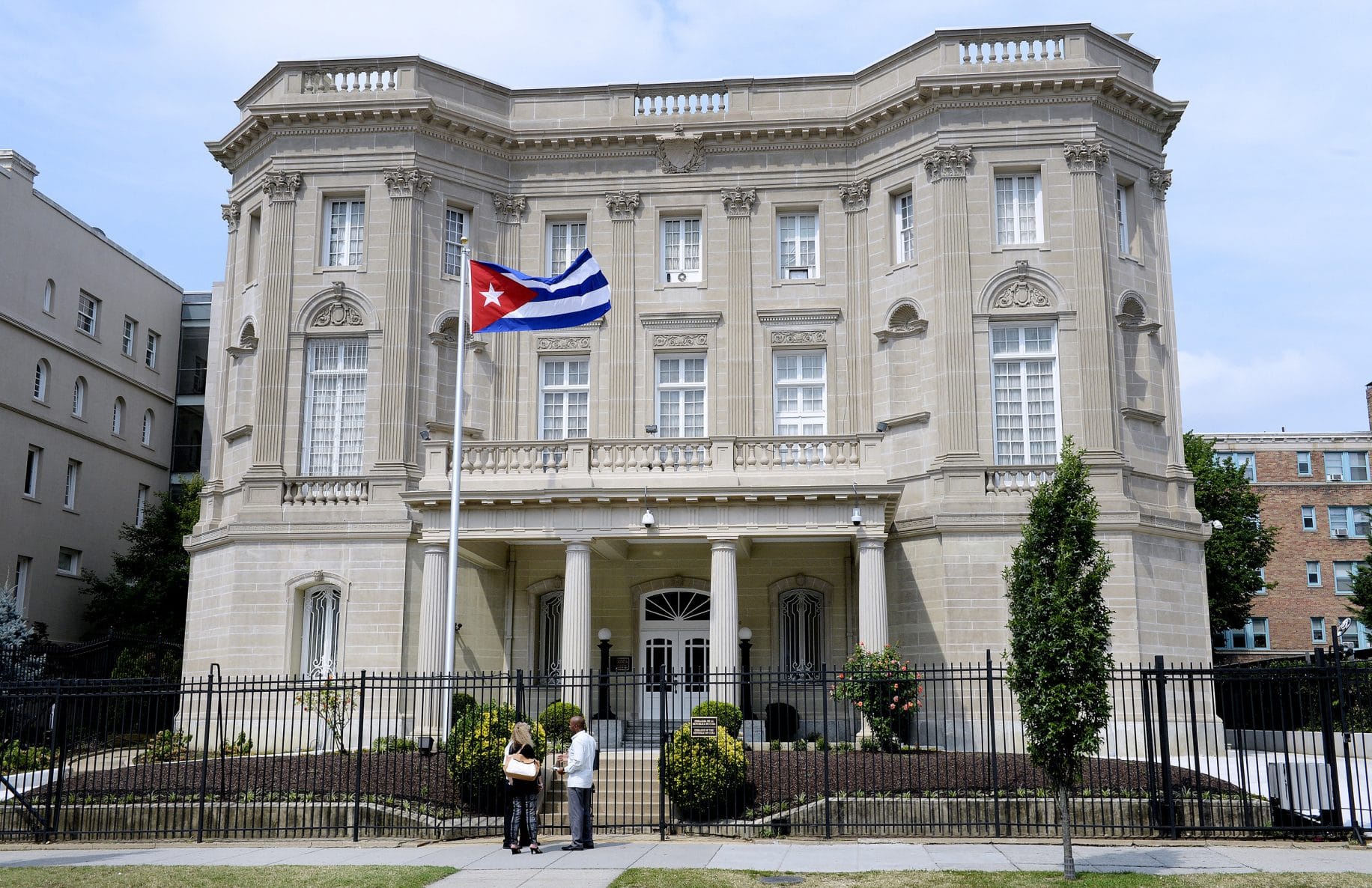 Pics Man Opens Fire At Cuban Embassy In Dc Arrested And Motives Unclear American Military News 8713