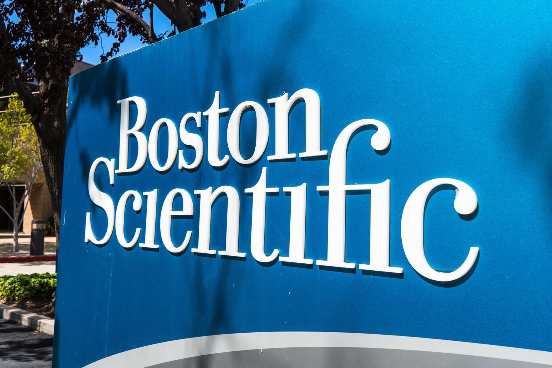 Boston Scientific pacemakers linked to 2 deaths are subject of FDA safety alert