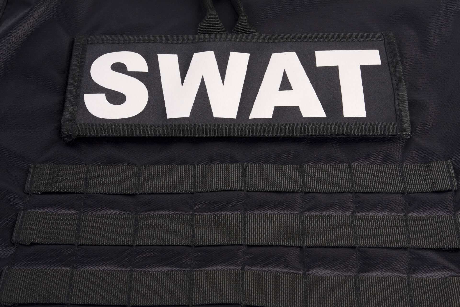 SWAT Sniper kills bank robber holding hostages at knifepoint