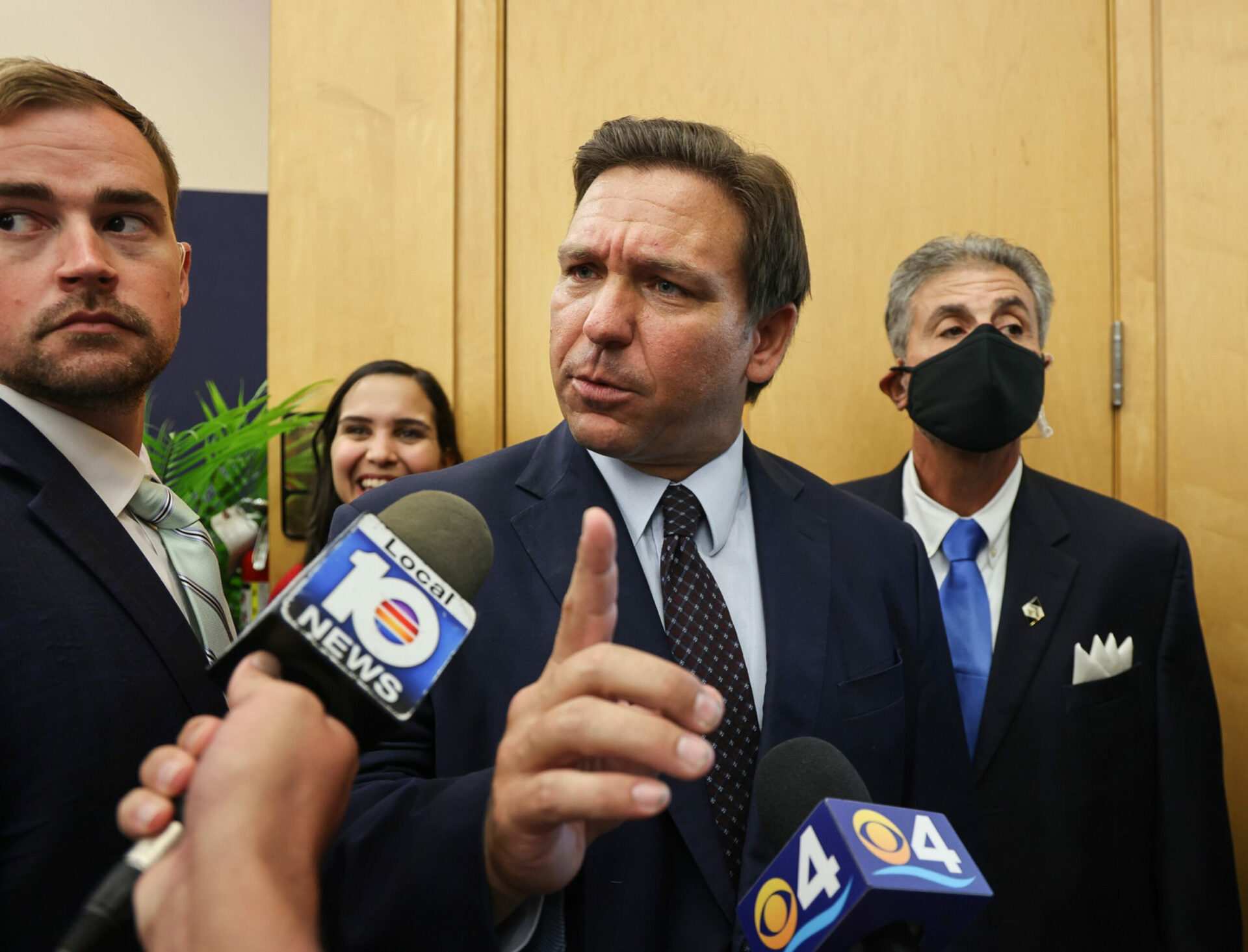 DeSantis Signs Death Penalty Law For Child Rapists In Florida