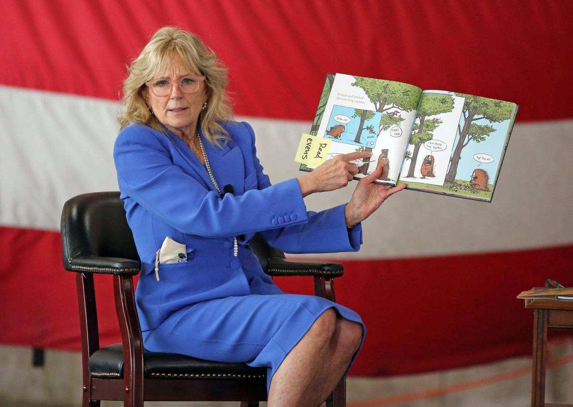 Pics Jill Biden held White House exhibit featuring military kids' art