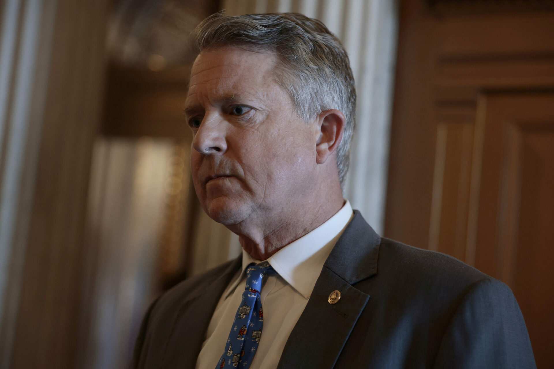 Kansas Sen. Roger Marshall blasts Biden’s ‘obsession with diversity’ after vote against first female Navy chief