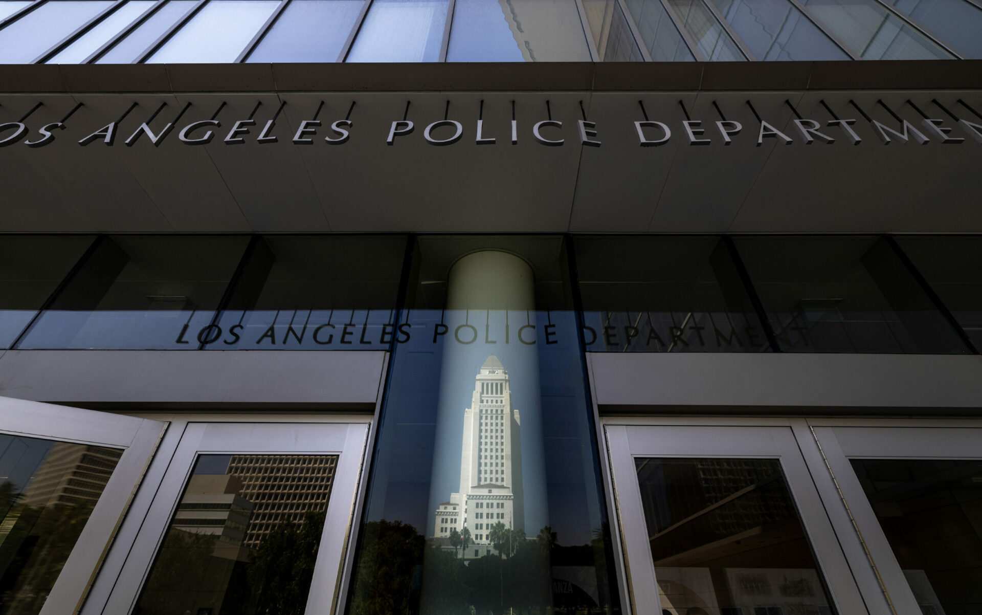 Prosecutors drop charges in ‘ghost gun’ case linked to LAPD gang unit ...