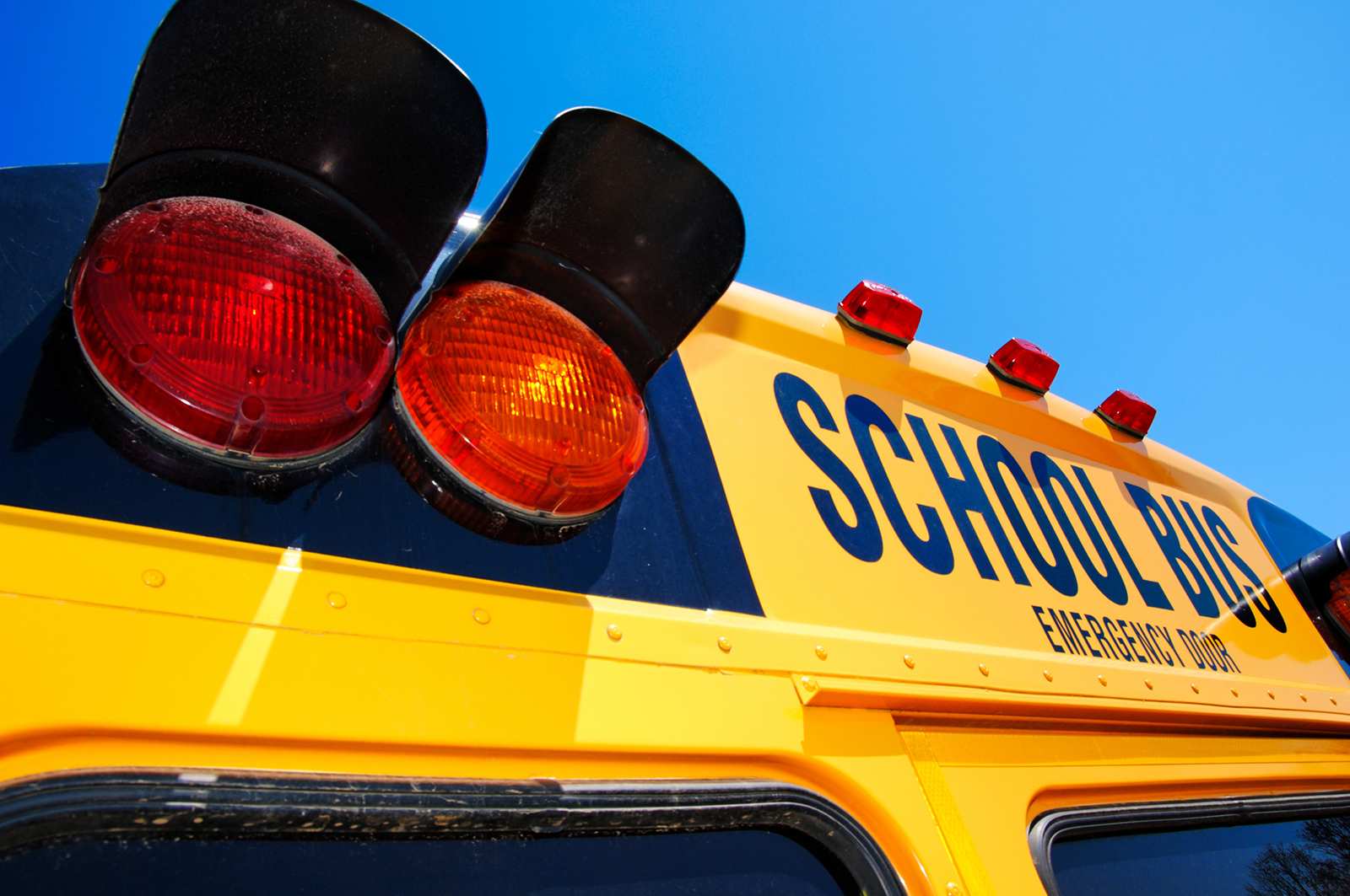 Mini school bus crashes into guardrail on Long Island, sending 4 preschoolers and 2 adults to hospital