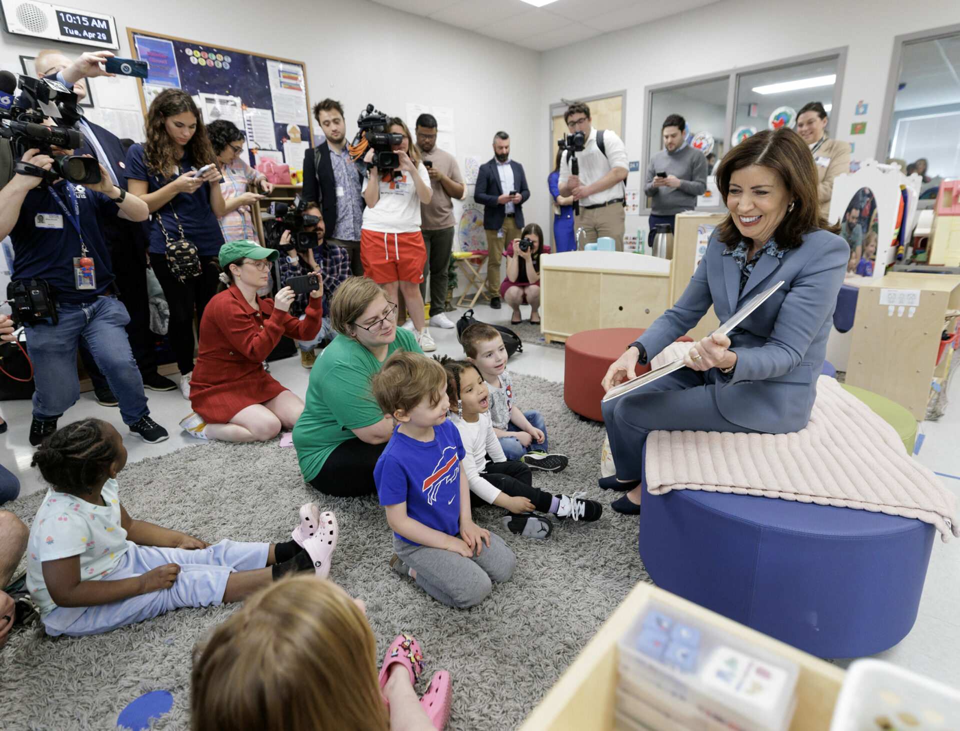 NYC families at risk of losing child care subsidies as Mayor Adams, Gov. Hochul spar over funding