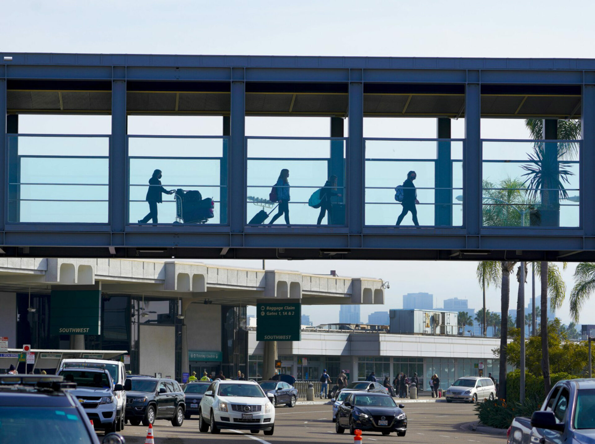 Operations resume at San Diego Int’l Airport after man breaches security, flights grounded