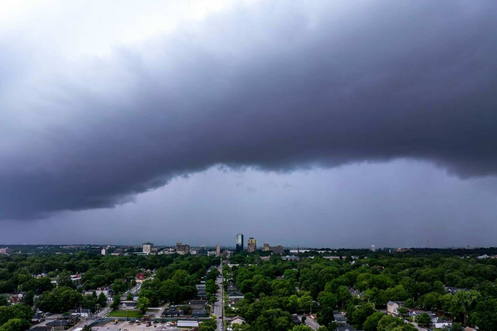 Death toll rises to 4 after storms ravage parts of KY; state of