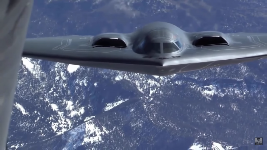 Rare footage of a full B-2 Spirit stealth bomber flight in HD 60fps