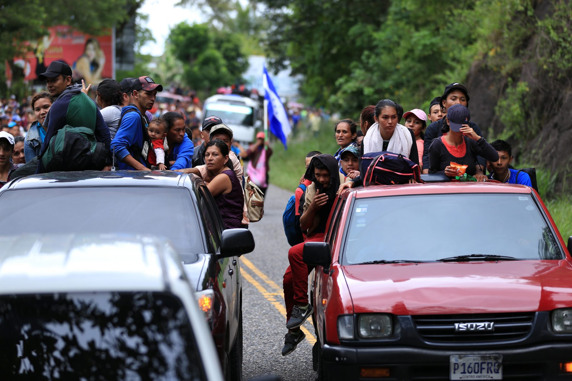 VIDEO: Migrants Tear Down Mexico-Guatemala Border Fence In Quest For US ...