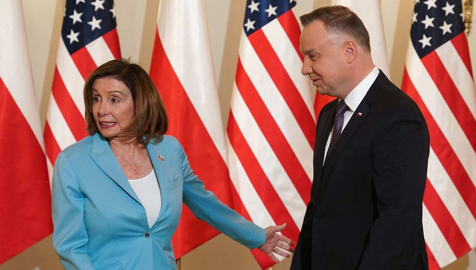 Pelosi meets Polish president as Mariupol evacuations continue