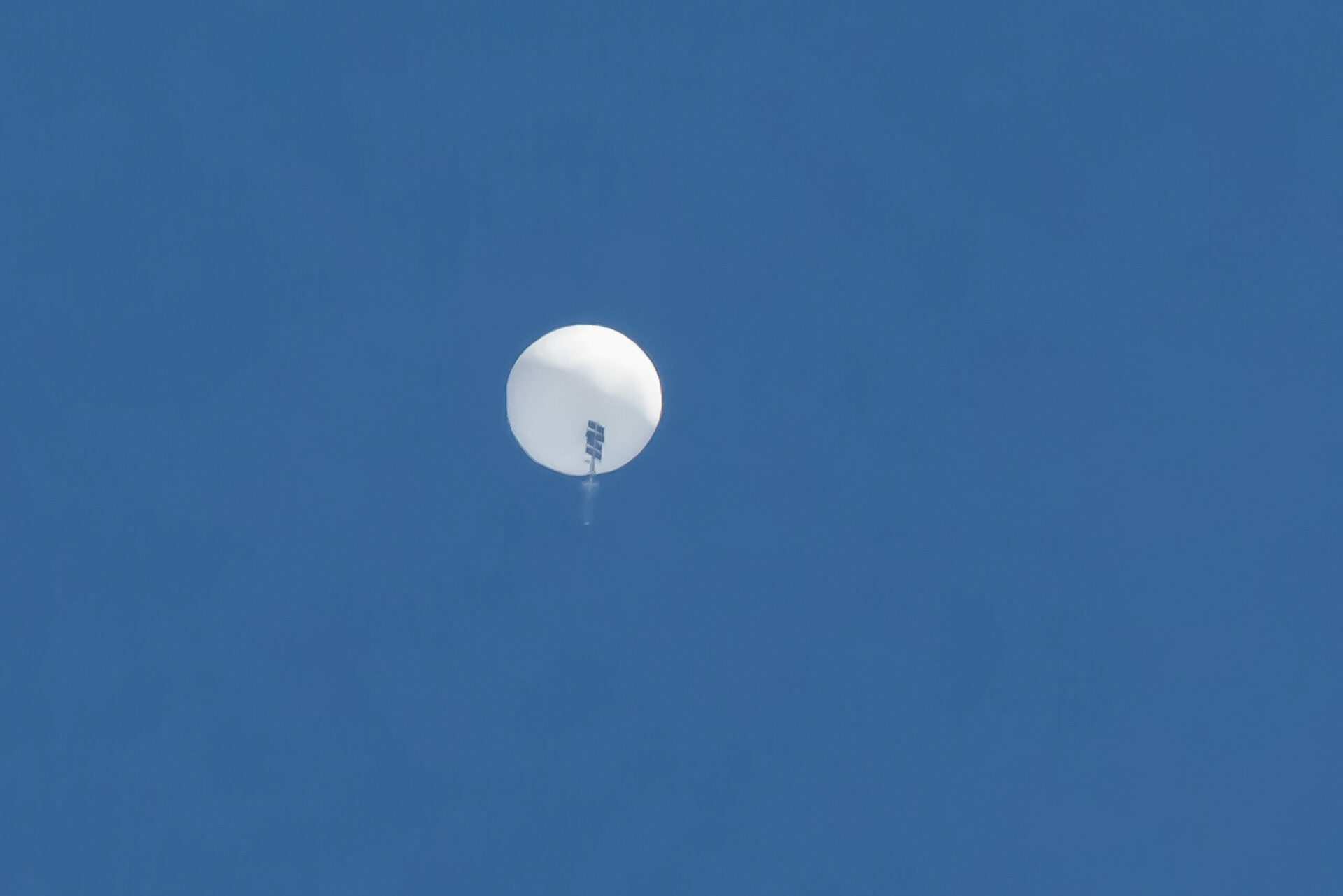 Military leaders defend response to Chinese spy balloon when pressed by Collins