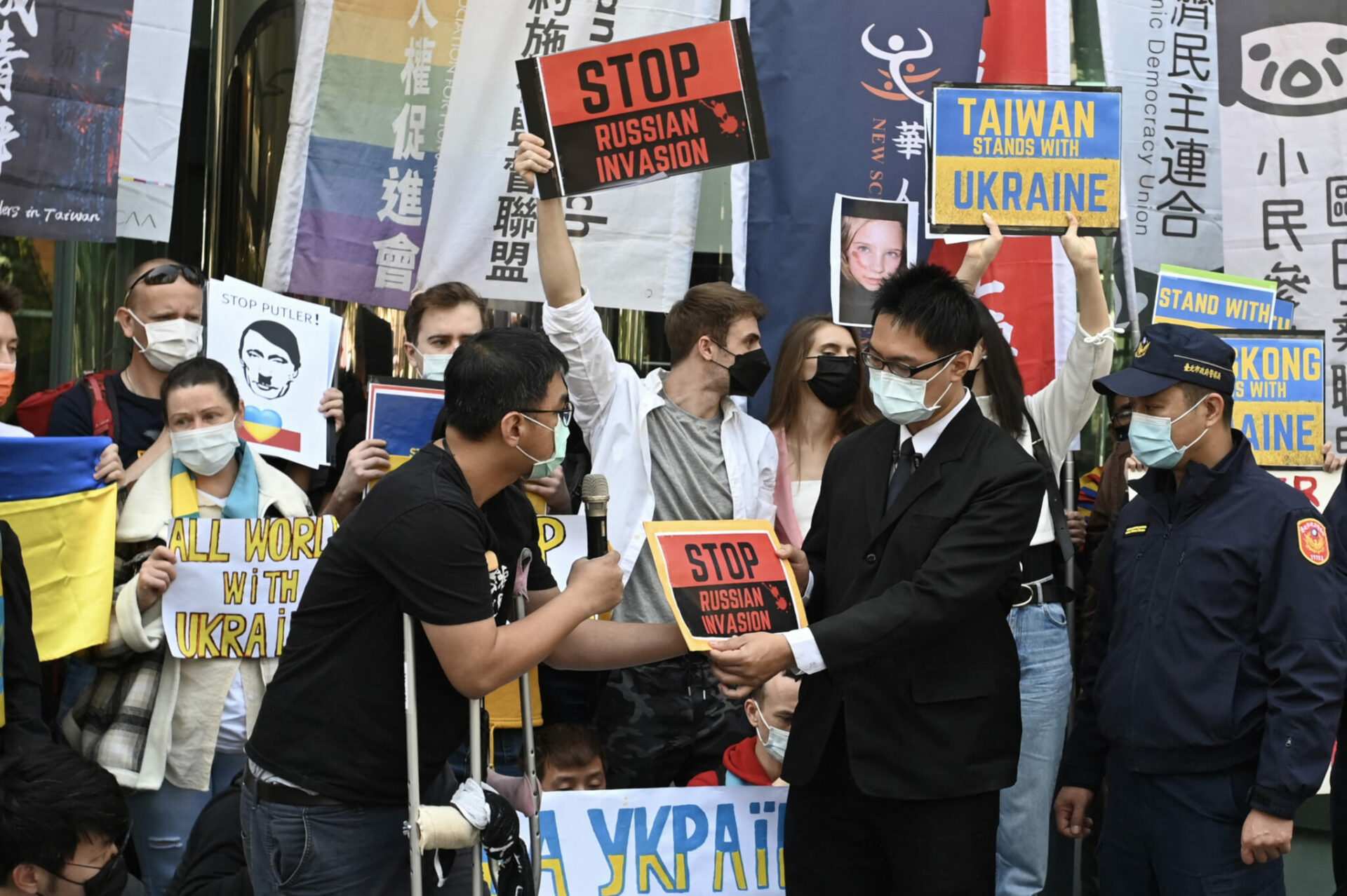 China warns US against forming Pacific NATO and backing Taiwan