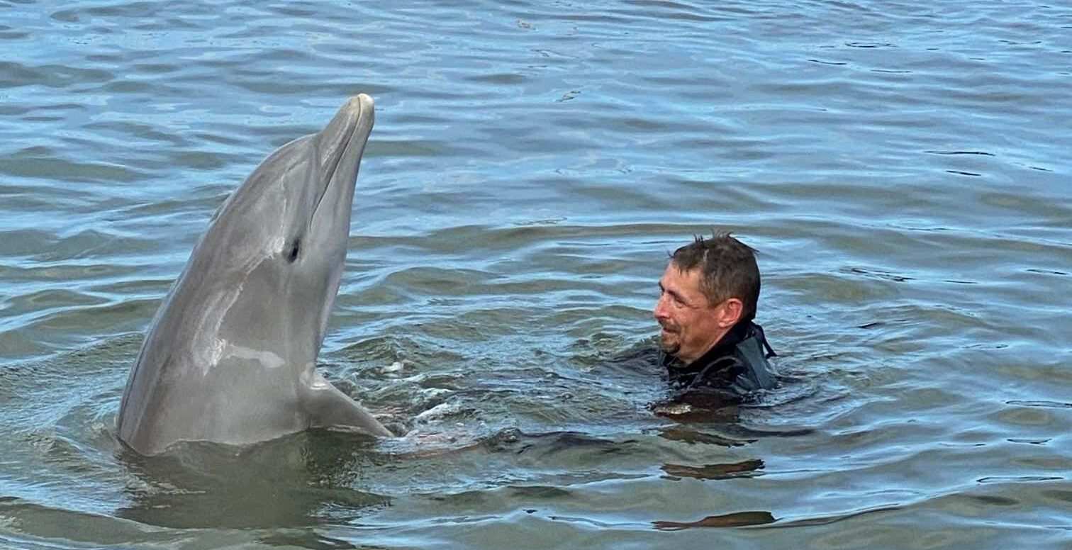 Wounded Warrior Project empowers veterans with Project Odyssey and the Dolphin Research Center