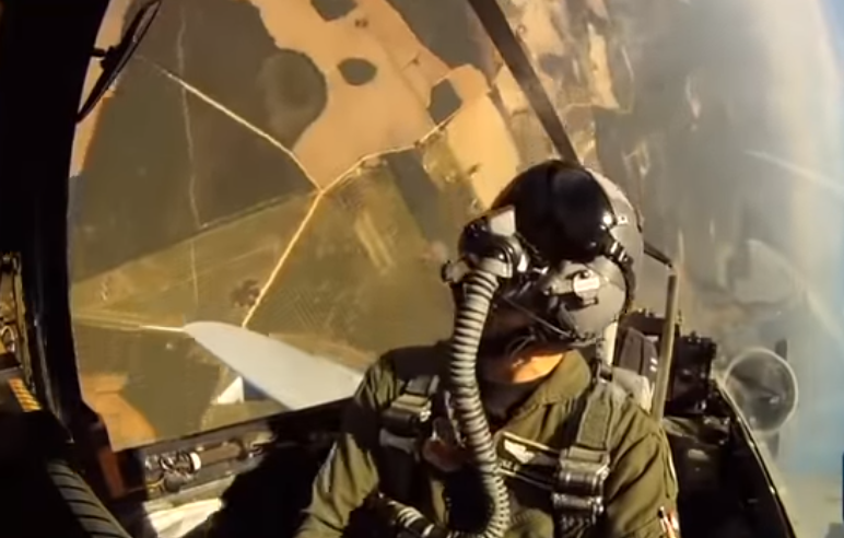 (VIDEO) Inside an A-10 Warthog during attack run | American Military News