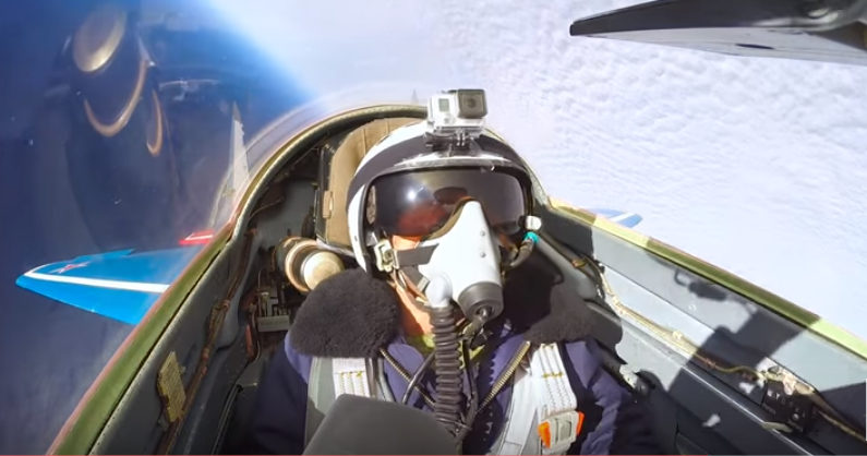 Watch Ferrari Race car Driver Josh Cartu Perform Intense Aerial Maneuvers In A Mig-29 Featured