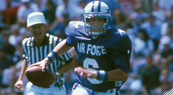 Air Force Football Star Dee Dowis Dies In Traffic Accident Featured