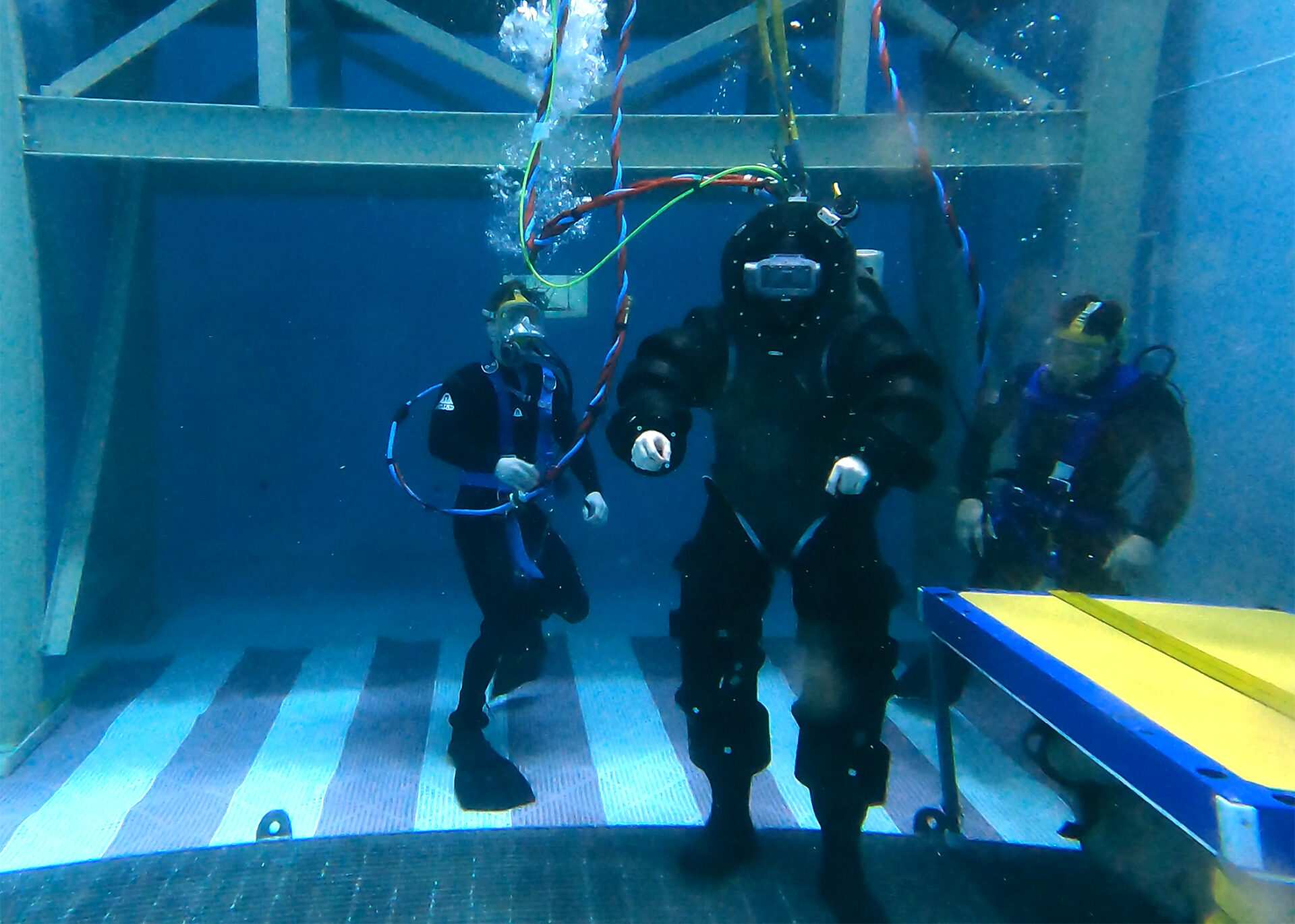 Pics US Navy developing revolutionary 'Iron Man' dive suit