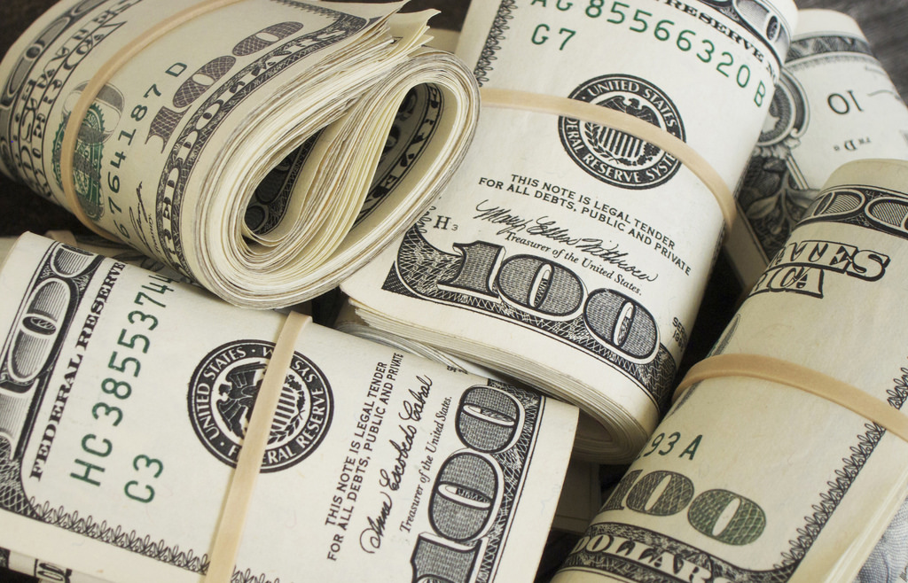 94-Year-Old WWII Veteran Wins $300,000 On Scratch-Off Lottery Ticket Featured